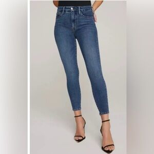 NWT Good American Good Legs Crop Size 6/28